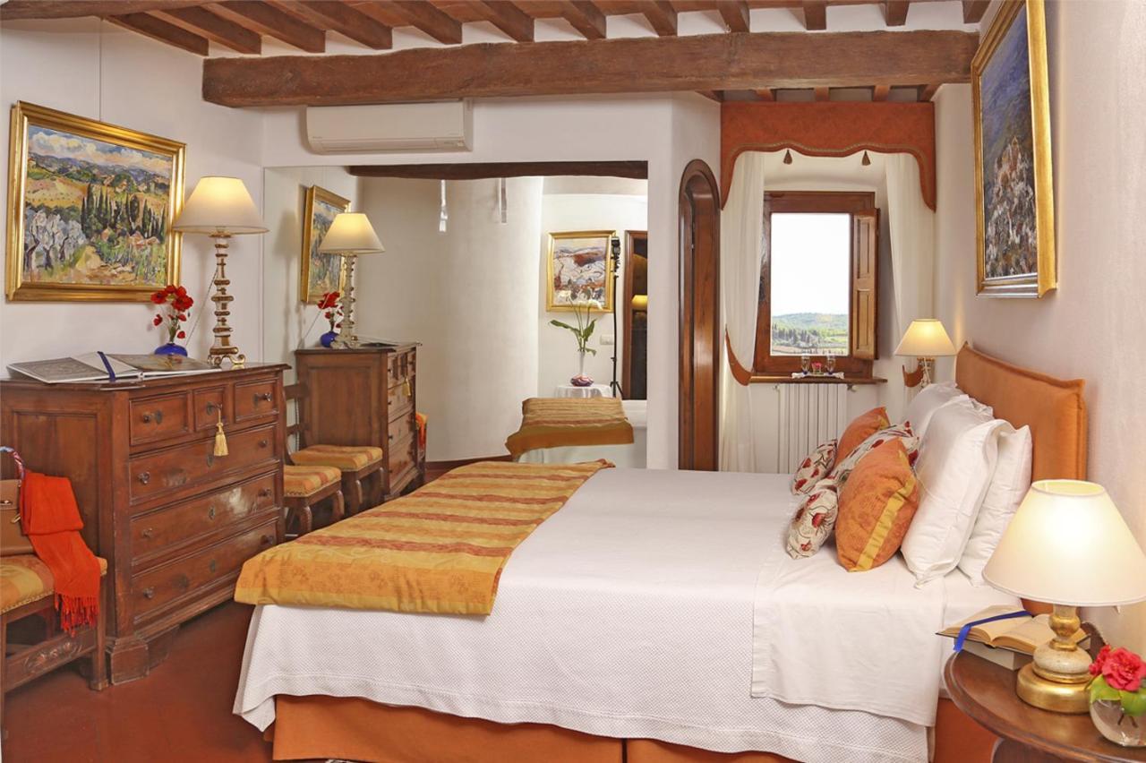 Apartment In B&B Del Giglio San Donato in Poggio Екстериор снимка
