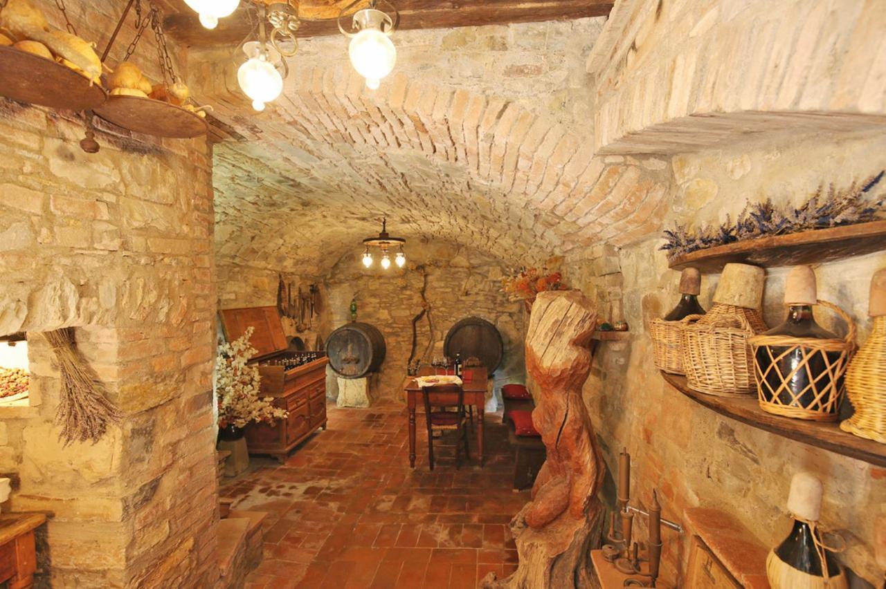 Apartment In B&B Del Giglio San Donato in Poggio Екстериор снимка